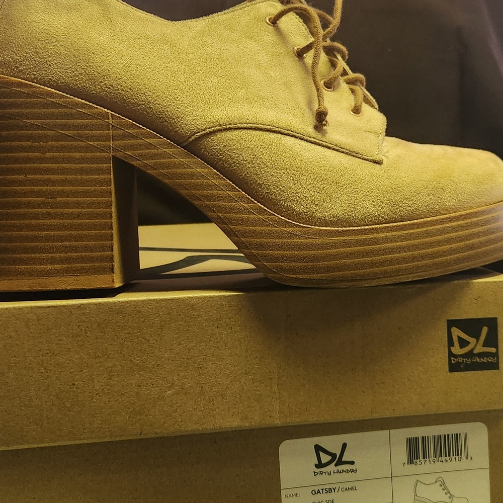 Women's Tan Platform Shoes